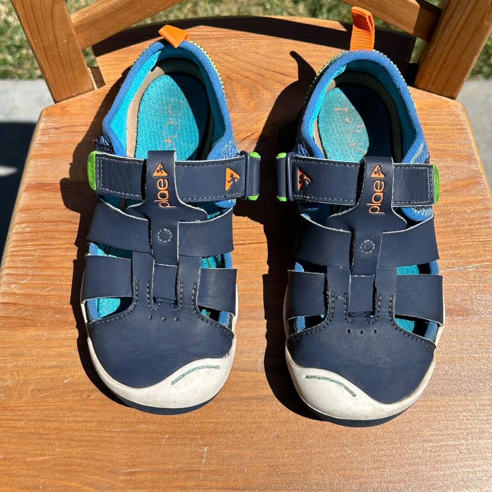 PLAE Sandals 12.5 💙